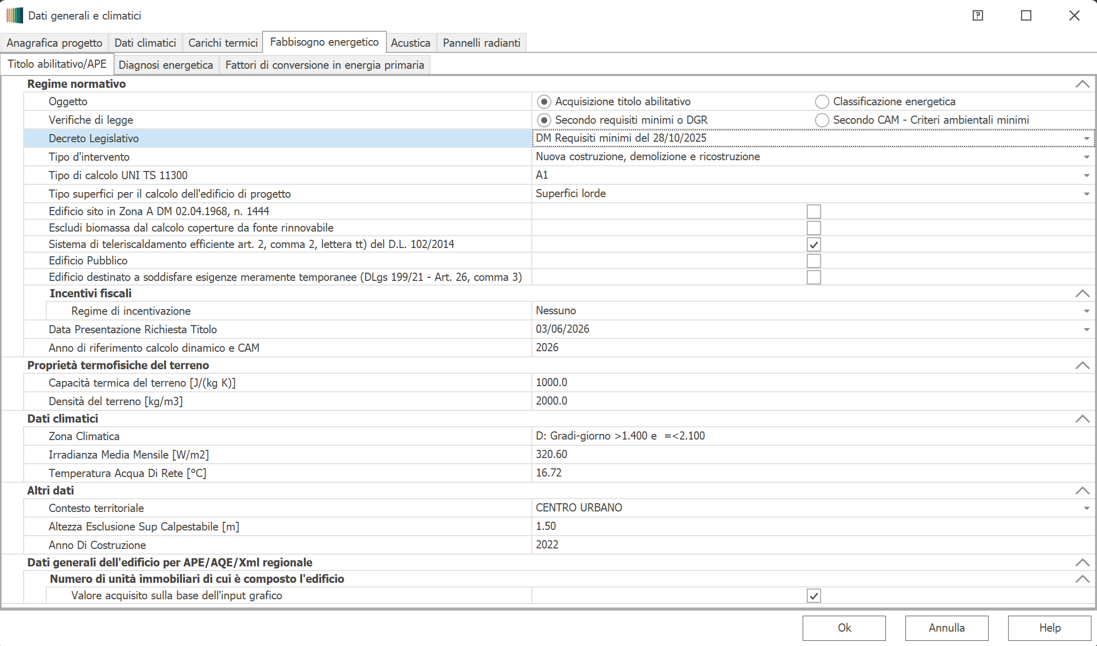 Screenshot of a data-entry dialog titled 'Dati generali e climatici' with tabs (Anagrafica progetto, Dati climatici, Carichi termici, ecc.) and sections like Regime normativo, Incentivi fiscali, Dati climatici, and specific fields visible (DM Requisiti, Nuova costruzione, Anno di costruzione).